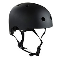casco de patinaje agresivo